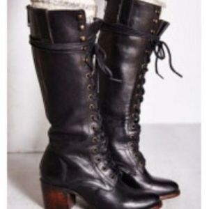 *RARE* Freebird by Steven "Grany" Boots in black 9M *SOLD OUT*